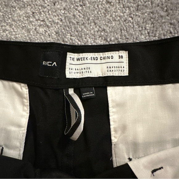 NWT RVCA THE WEEK-END SHORTS in Black - Picture 14 of 16